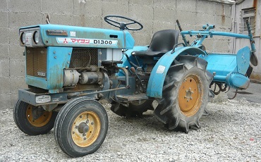 D1300